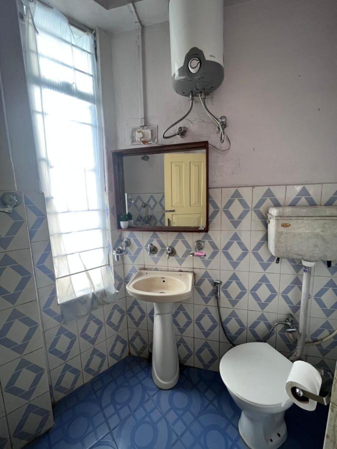 Jn Hotel Kohima エクステリア 写真