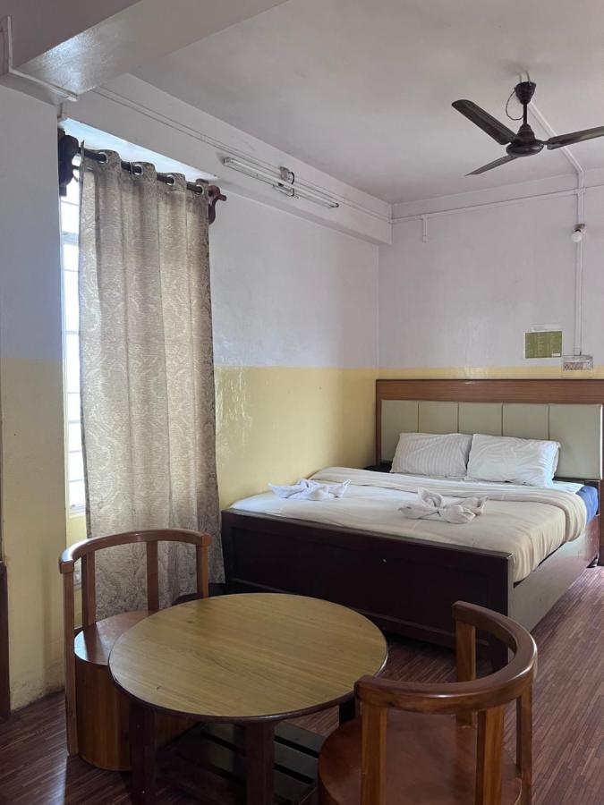 Jn Hotel Kohima エクステリア 写真